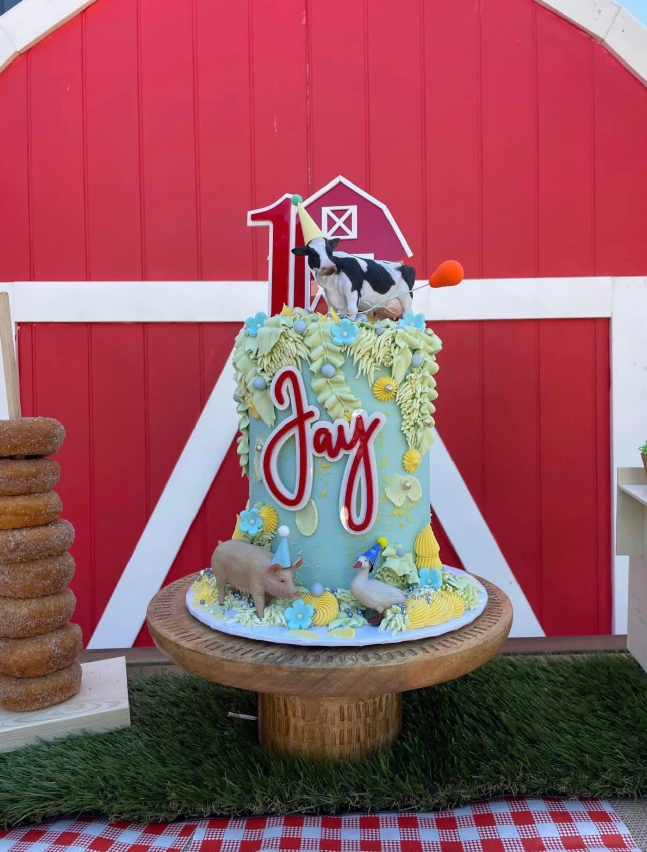 Farmyard themed toppers